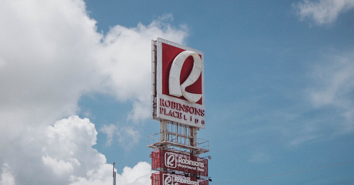 Case Studies on Successful Indoor Wayfinding Signage Implementations